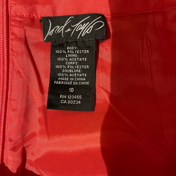 Lightweight strait skirt coral colour with cream print overlay - Picture 3 of 3